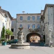 Barjac - Hôtel de ville