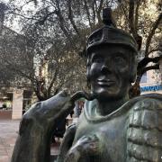 La statue du légionnaire et son chien