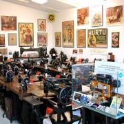 Le  Musée et la clinique de la machine à coudre
